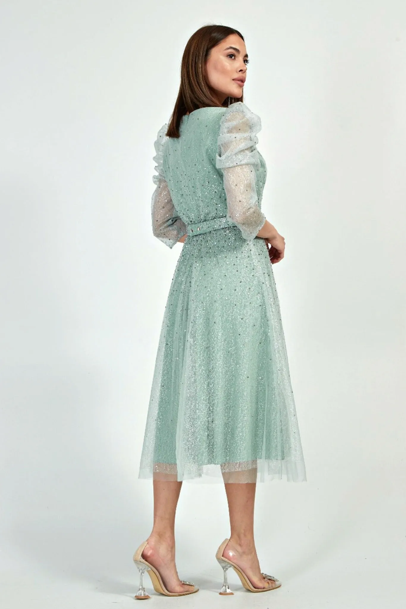 Abito verde menta da cerimonia lunghezza midi in tulle lamè e chiffon decorato di brillantini