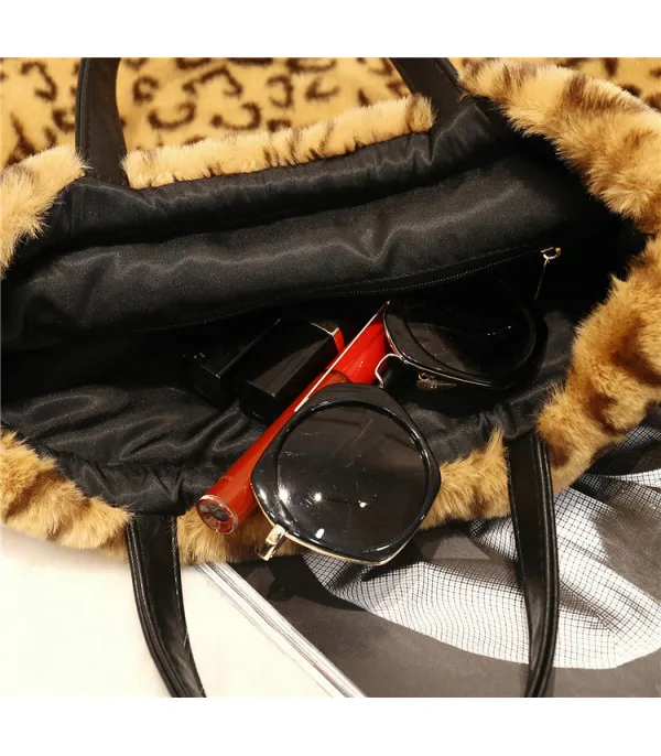 Borsine leopard peluches