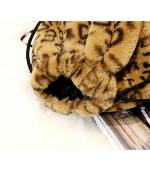 Borsine leopard peluches