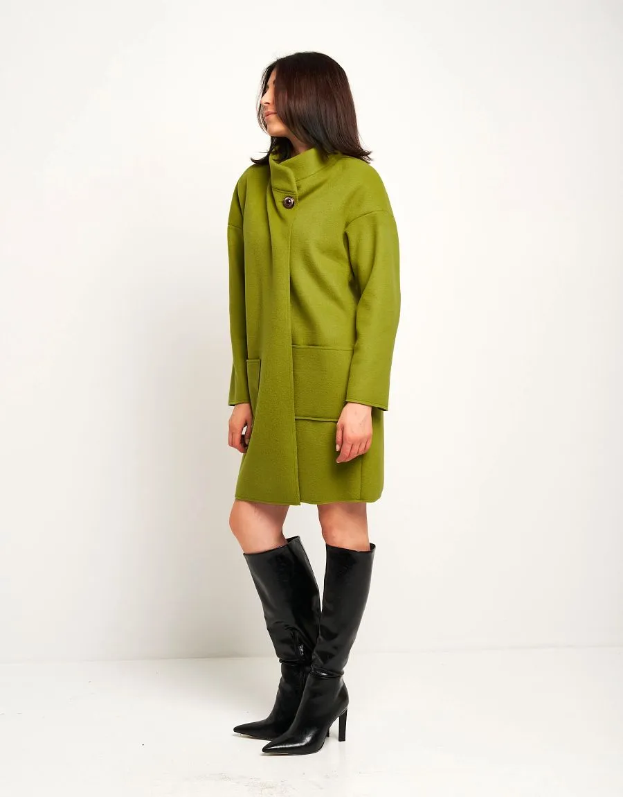 Cappotto con collo a fascetta