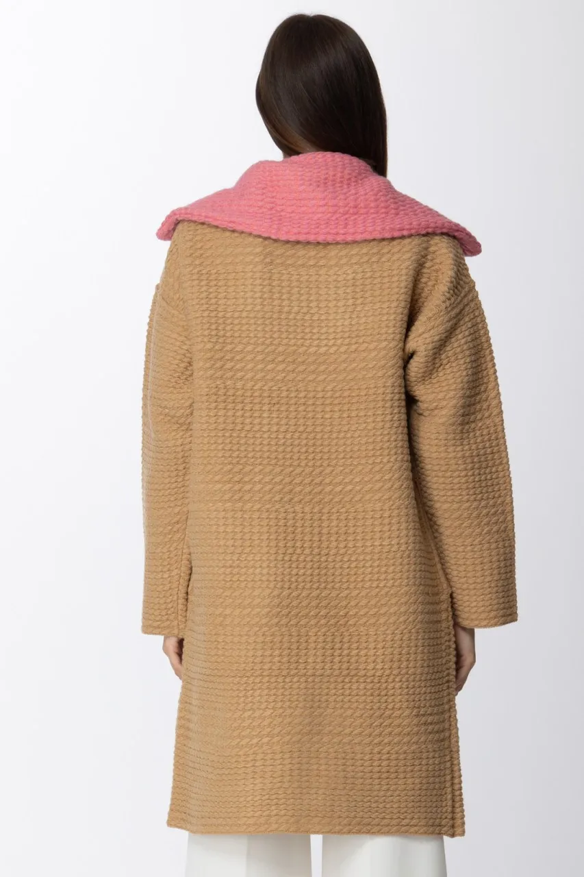 Cappotto in panno con rever a contrasto Cammello/Pink