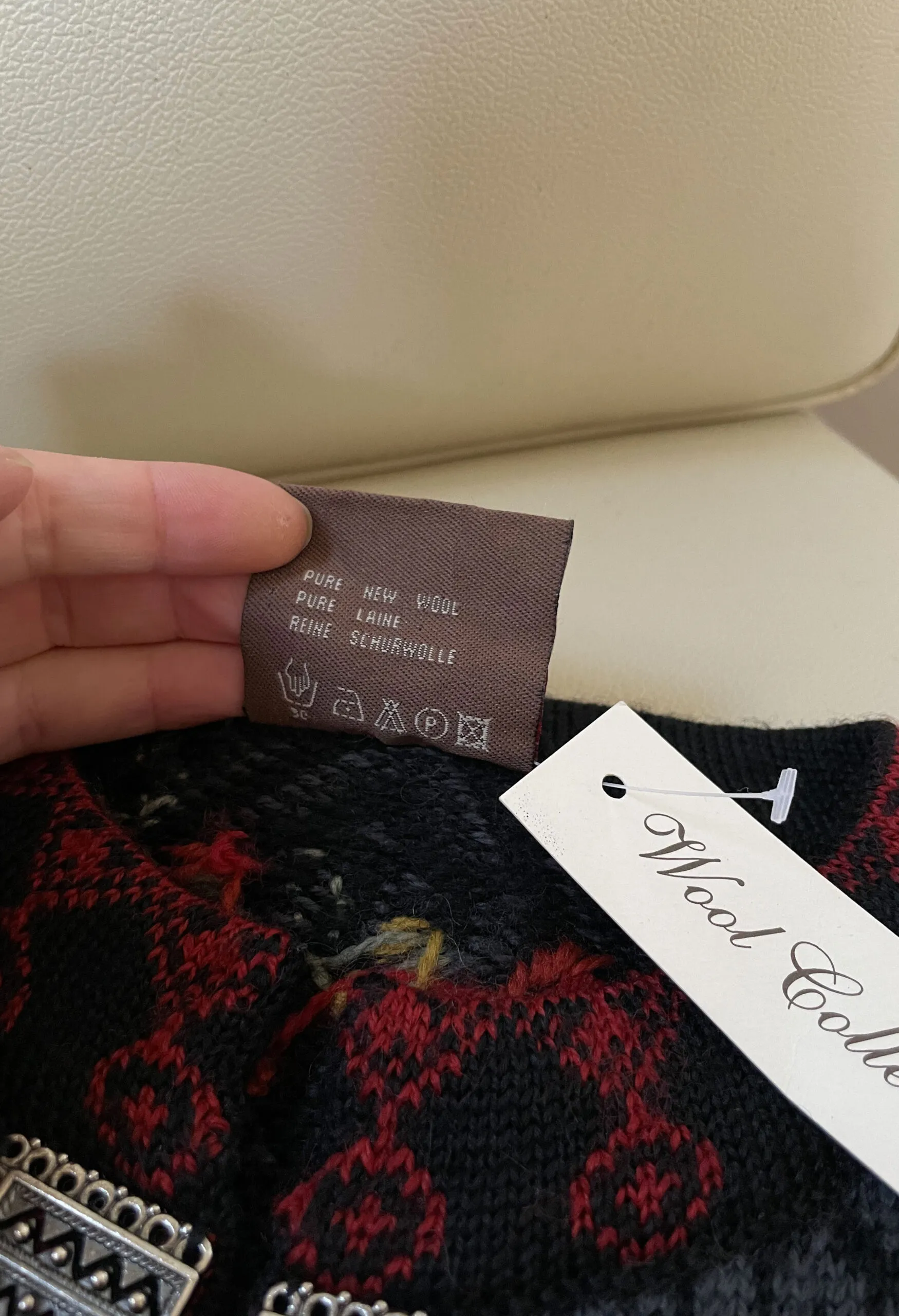 Cardigan vintage norvegese fatto a mano in pura lana