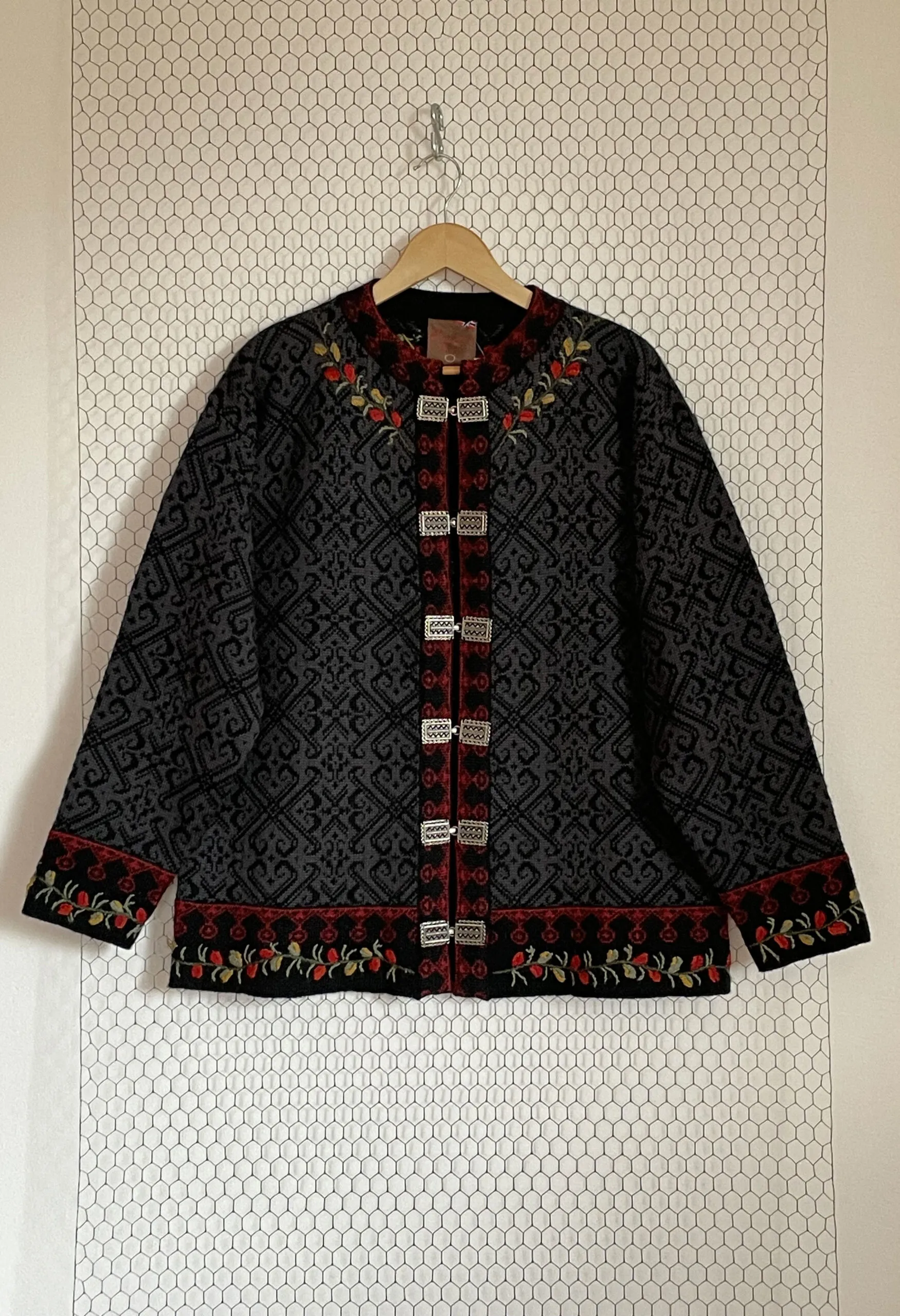 Cardigan vintage norvegese fatto a mano in pura lana