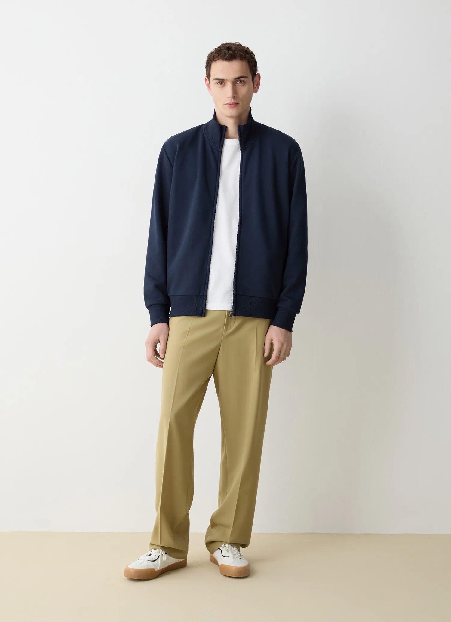 Casual full-zip sweatshirt