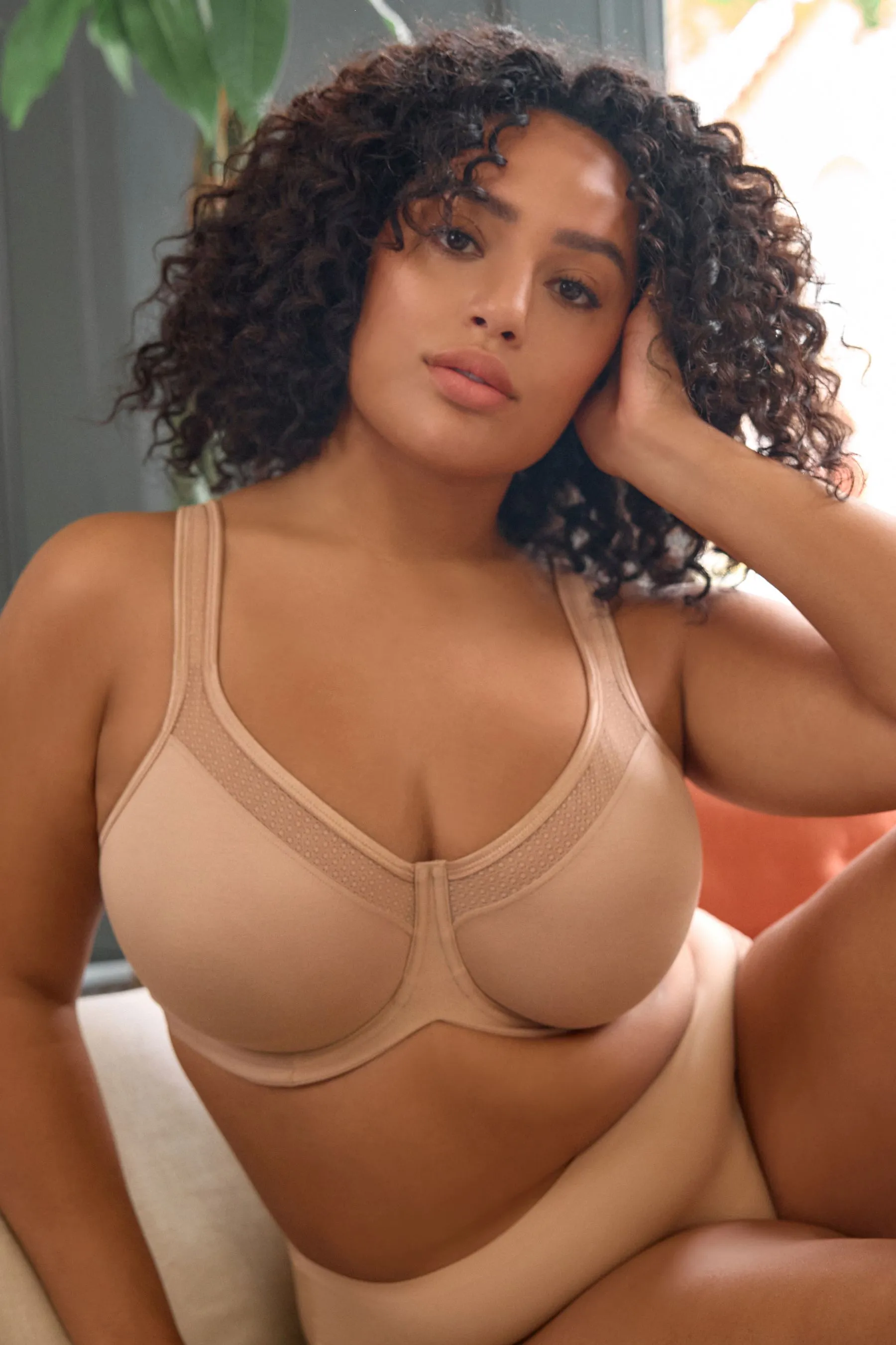 Color carne  - F-K - Reggiseno contenitivo in cotone imbottito con spalline