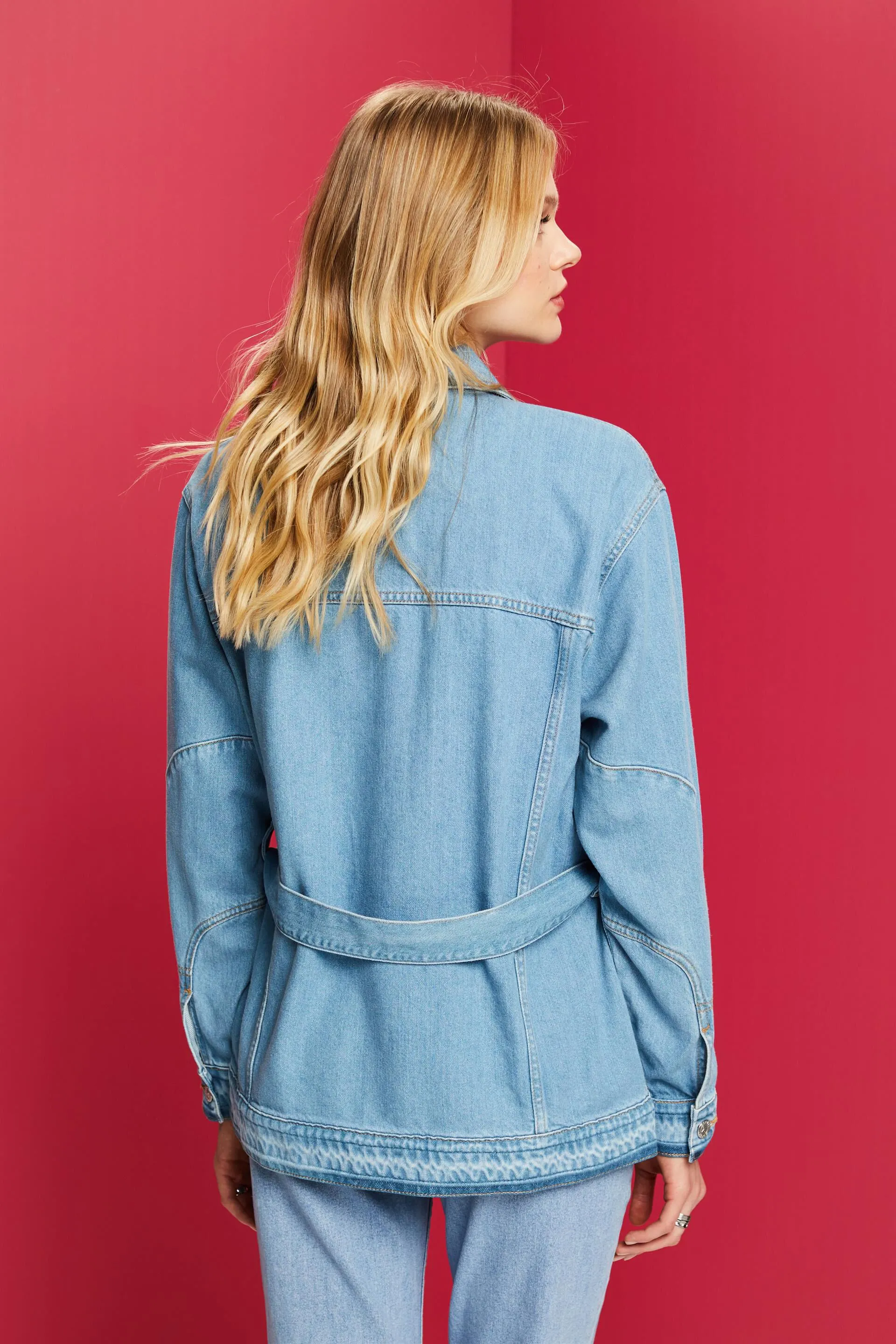 Giacca in denim con cintura da annodare