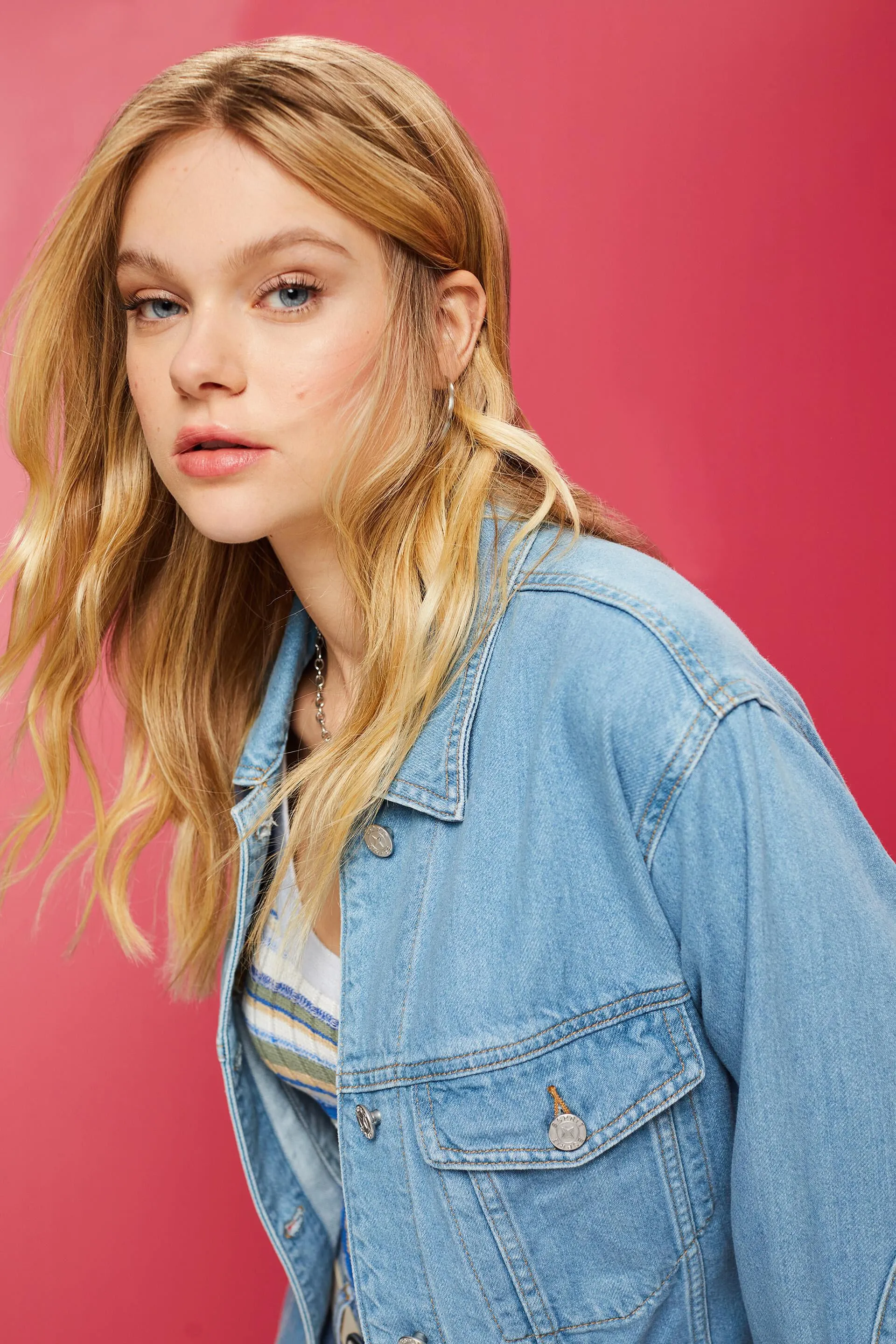 Giacca in denim con cintura da annodare