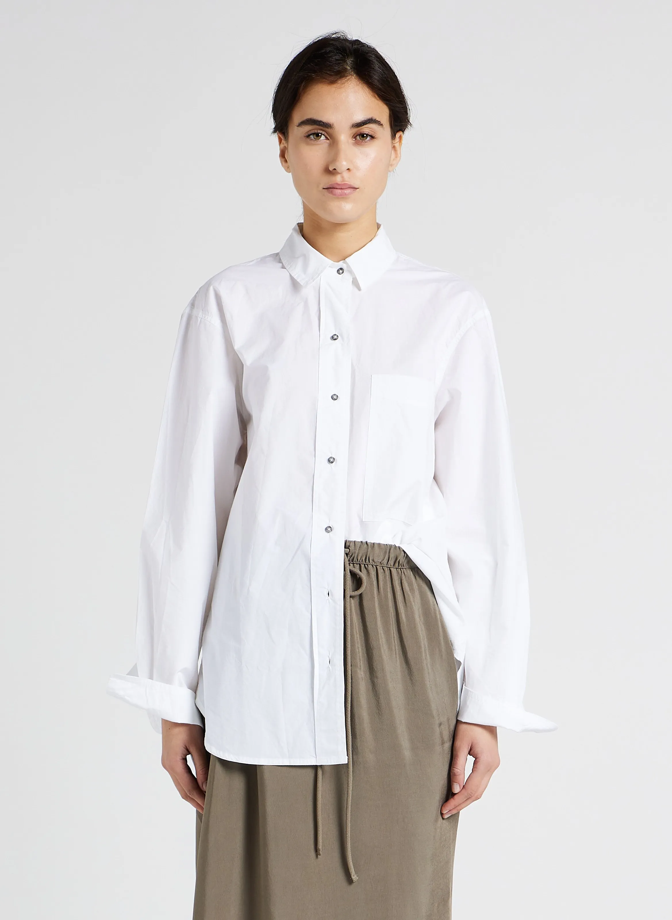  HUMANOID   HERMANN - Camicia ampia con collo classico in cotone | Bianco