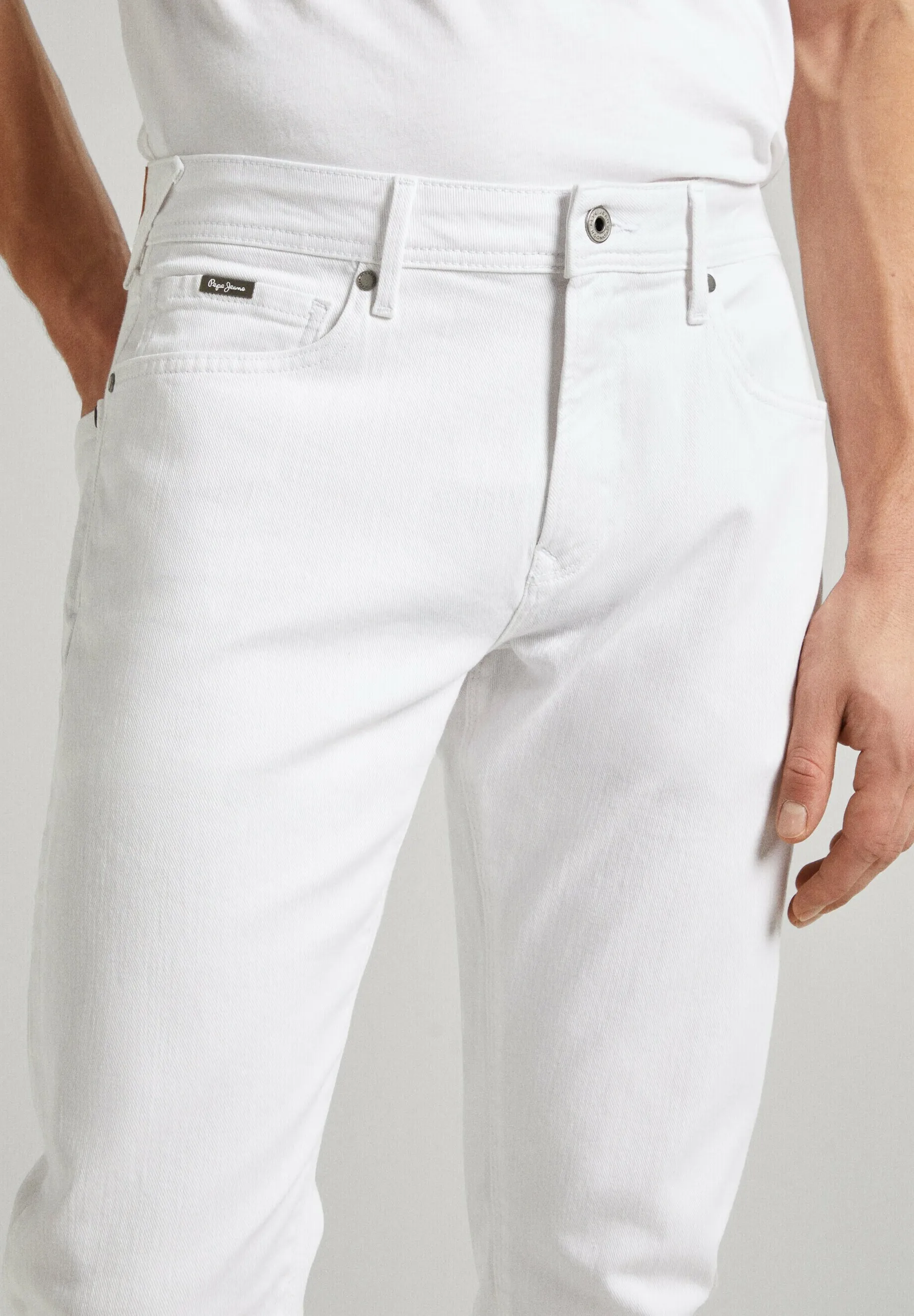 Jeans a sigaretta