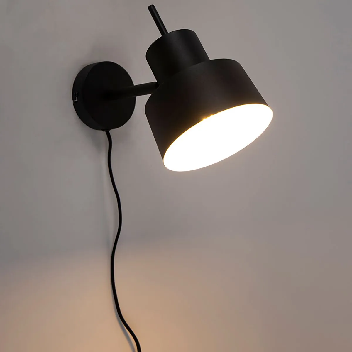 Lampada da parete intelligente nera con WiFi A60 - Chappie