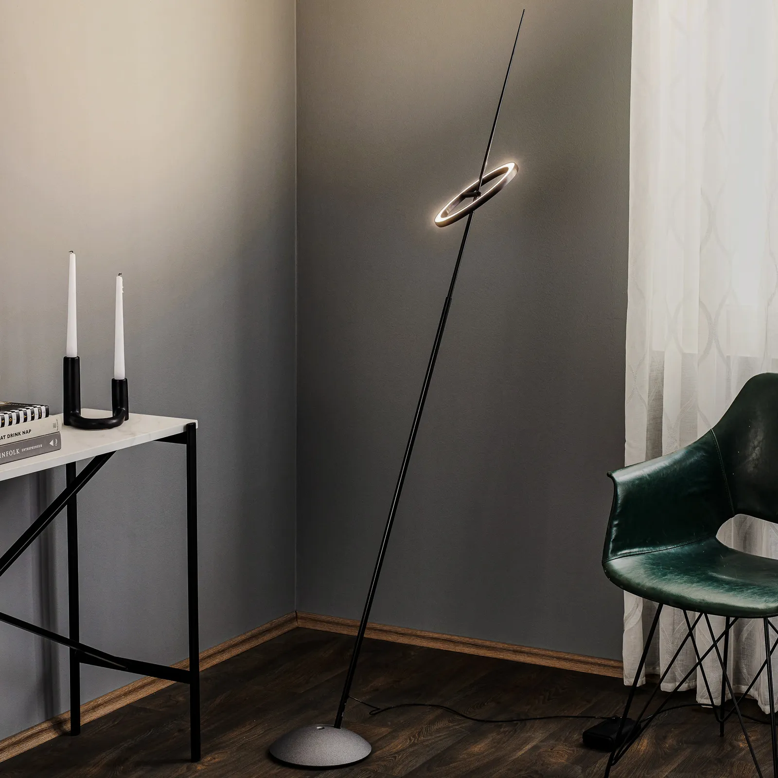 Lampada da pavimento LED Ringelpiez anulare nera