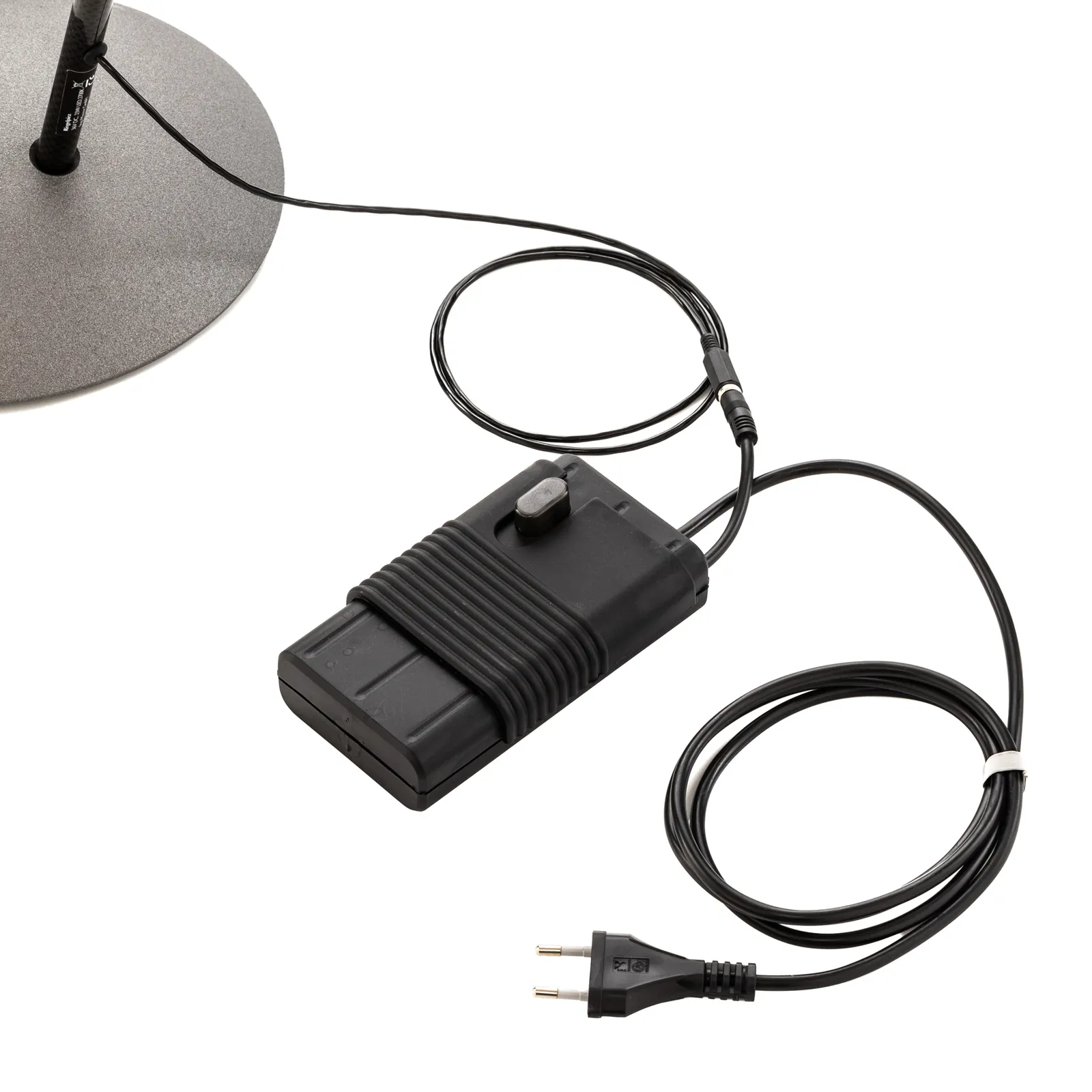 Lampada da pavimento LED Ringelpiez anulare nera