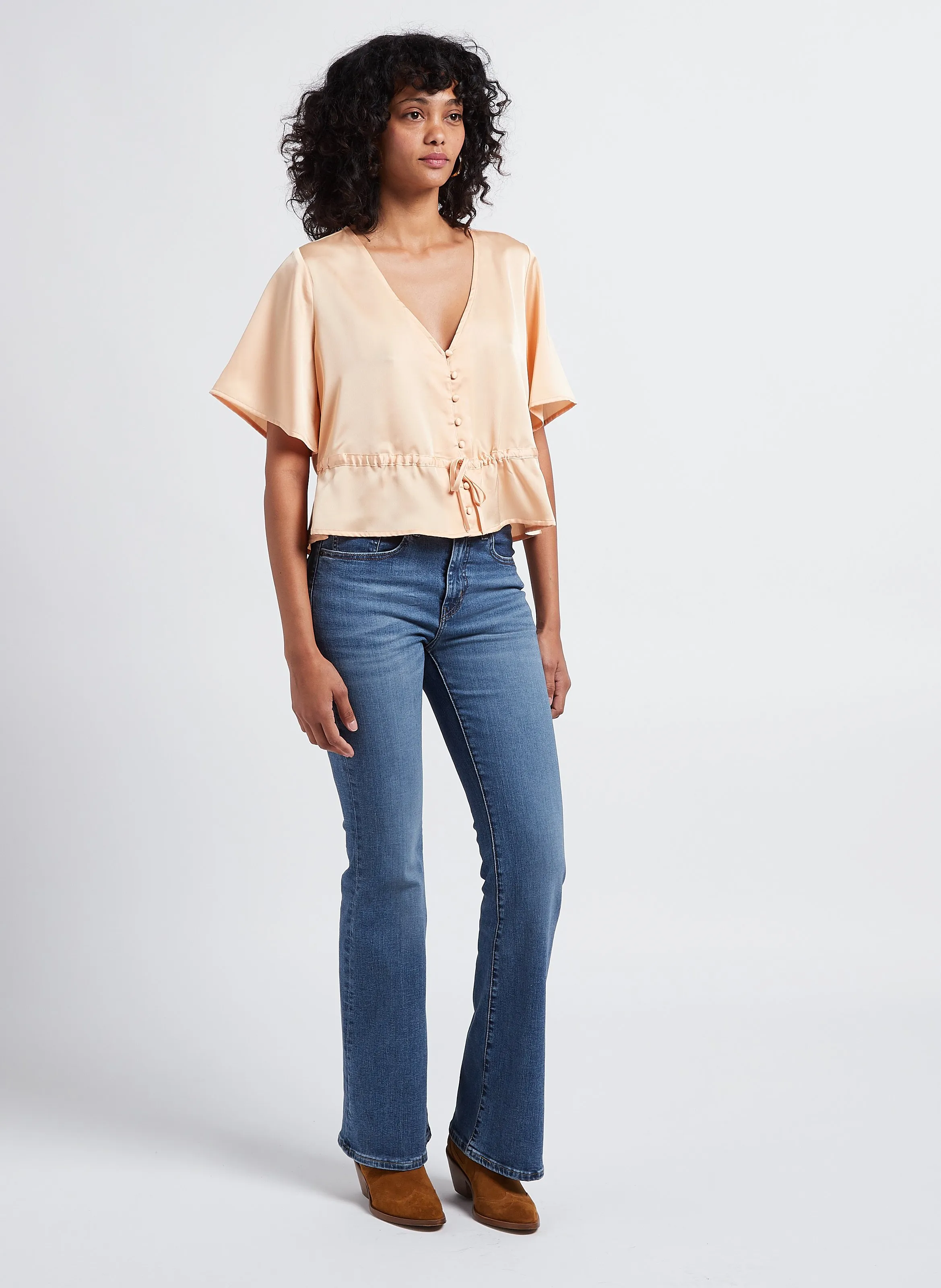  LEVI'S   LINDY SS BLOUSE - Blusa morbida scollo a V satinata | Beige