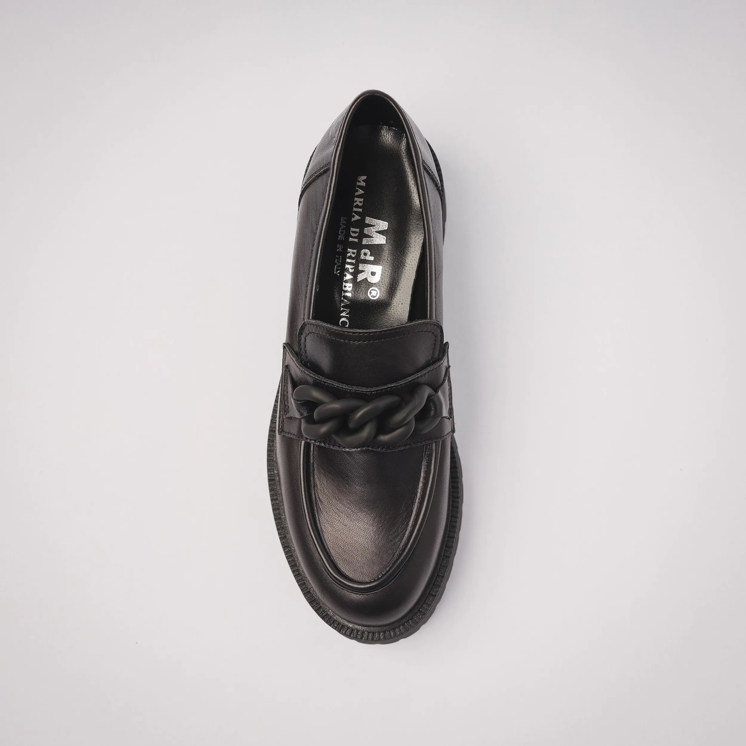 Mocassino chunky in pelle con dettaglio catena