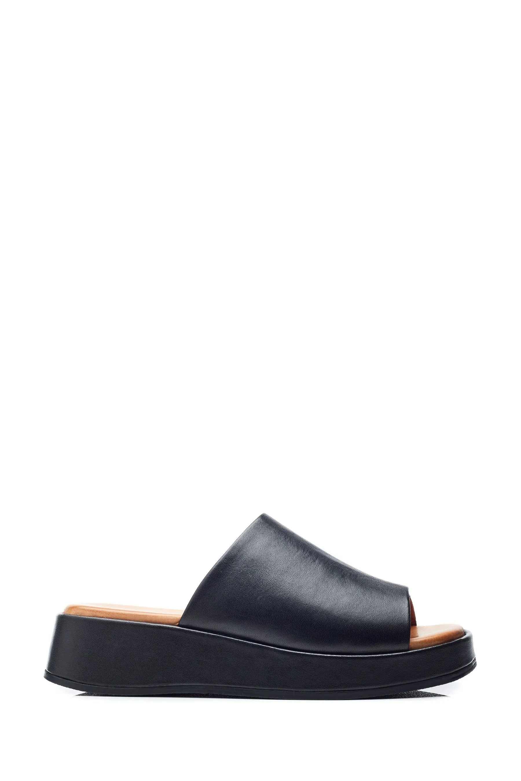 Moda in Pelle Orolia - Sabot con zeppa e punta quadrata