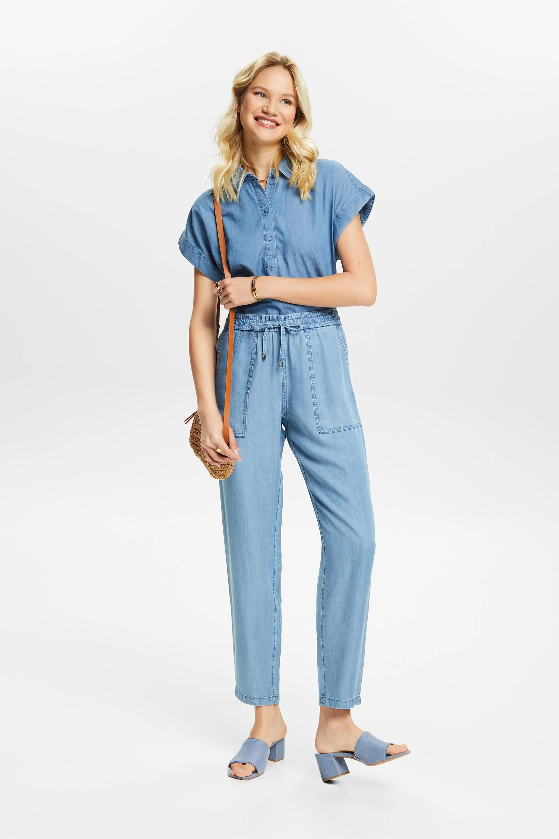 Pantaloni in denim leggero