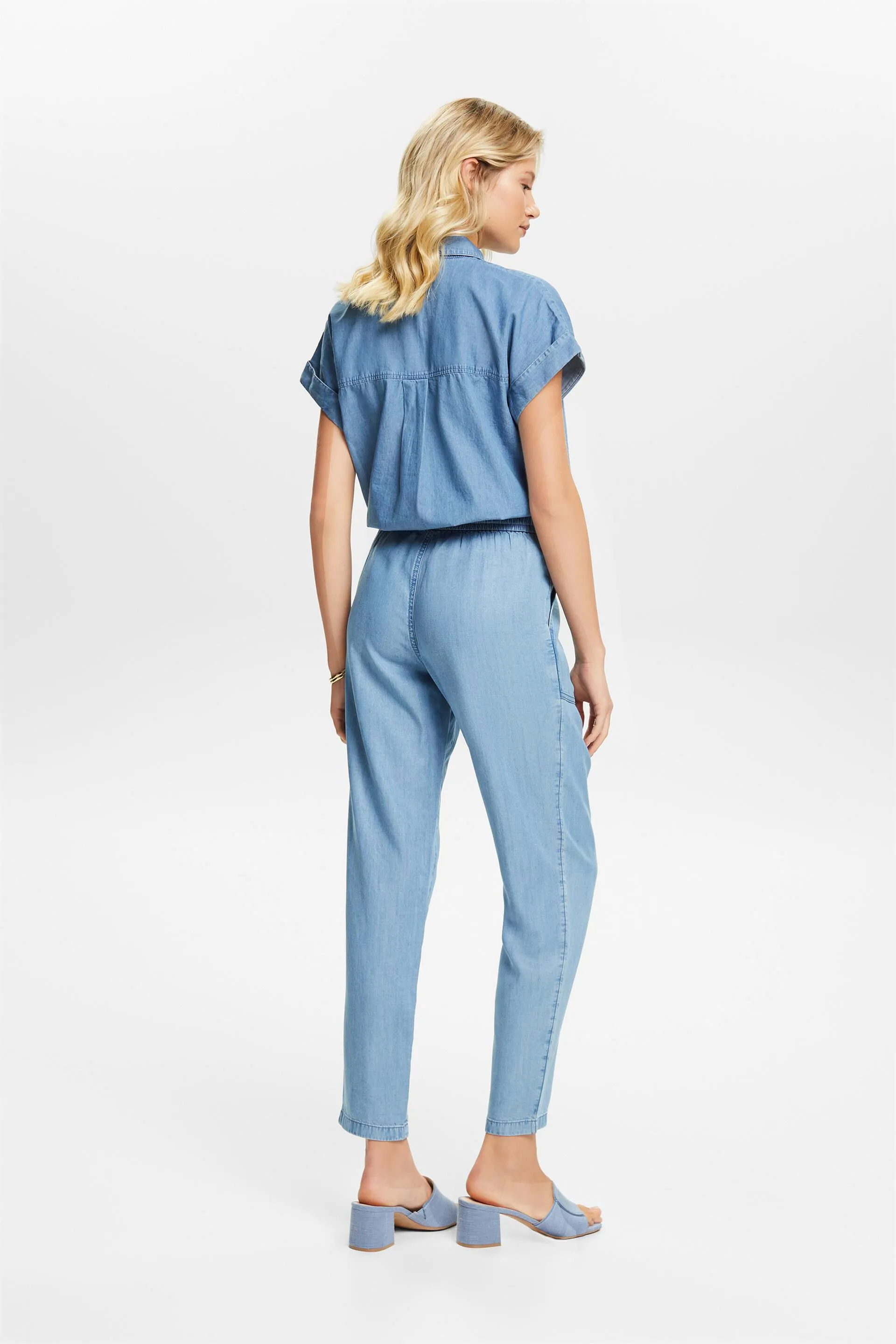 Pantaloni in denim leggero
