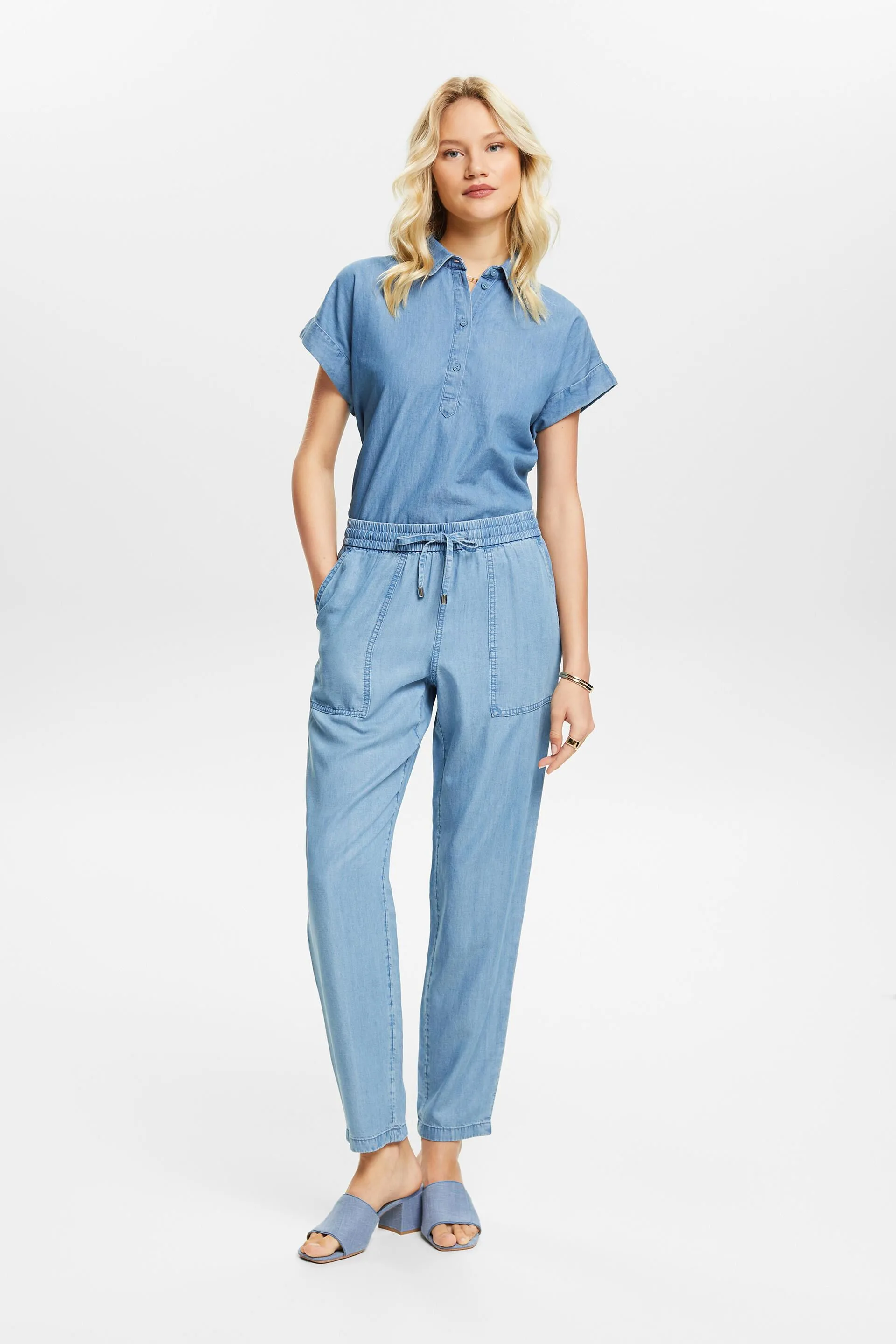 Pantaloni in denim leggero