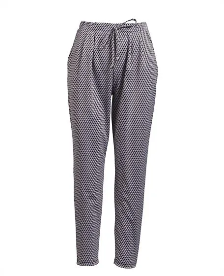 Pantaloni viola in fantasia