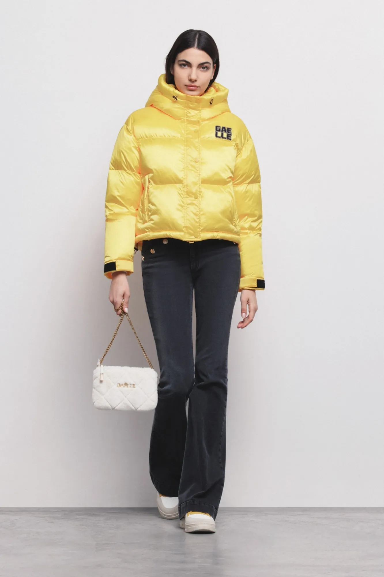 Piumino Corto Con Cappuccio In Nylon Giallo - Gaëlle Paris