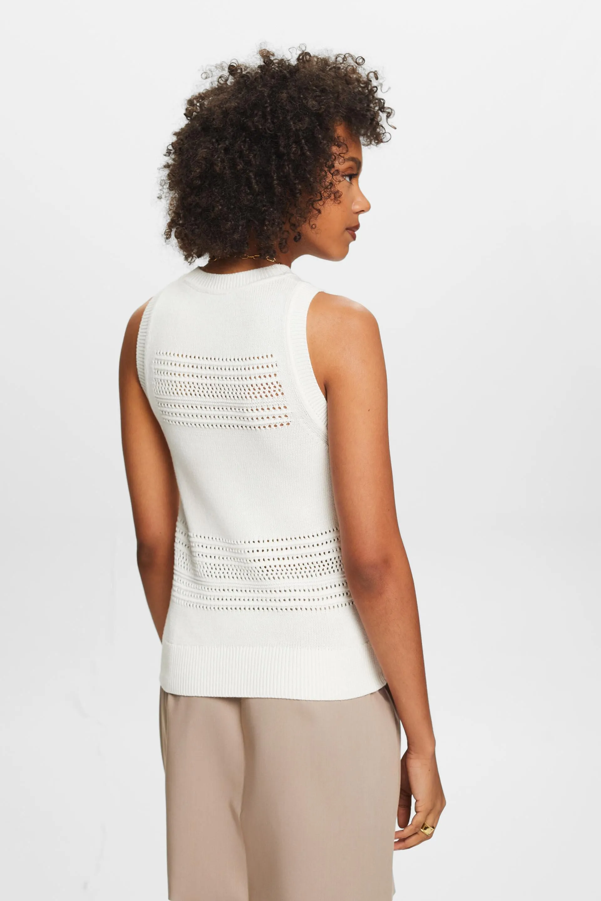 Pullover in mesh senza maniche