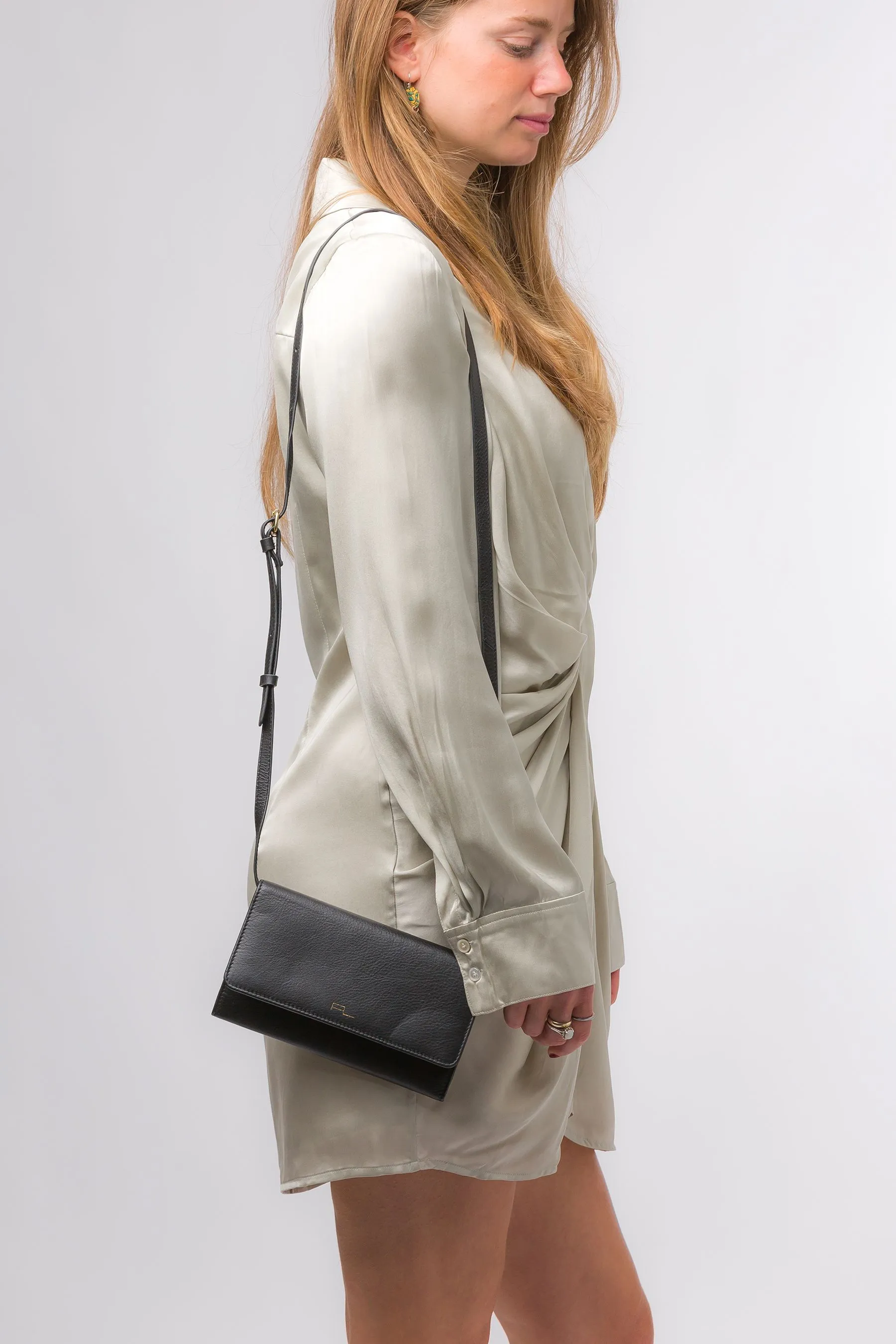 Pure Luxuries London - Saffron - Borsa - Pochette a tracolla in pelle nappa    