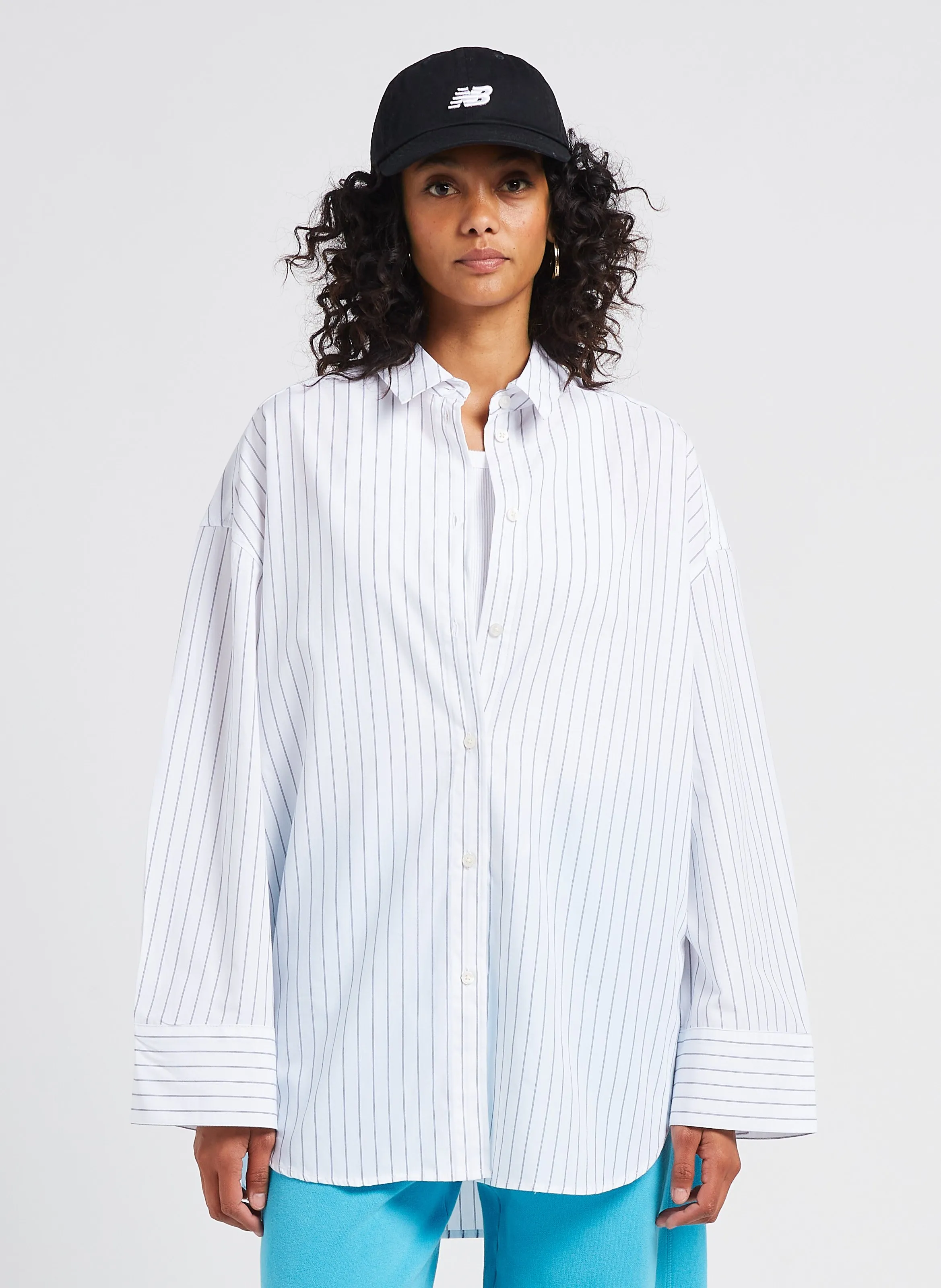  SAMSOE SAMSOE   MARIKA - Camicia ampia con collo classico in cotone biologico | Beige