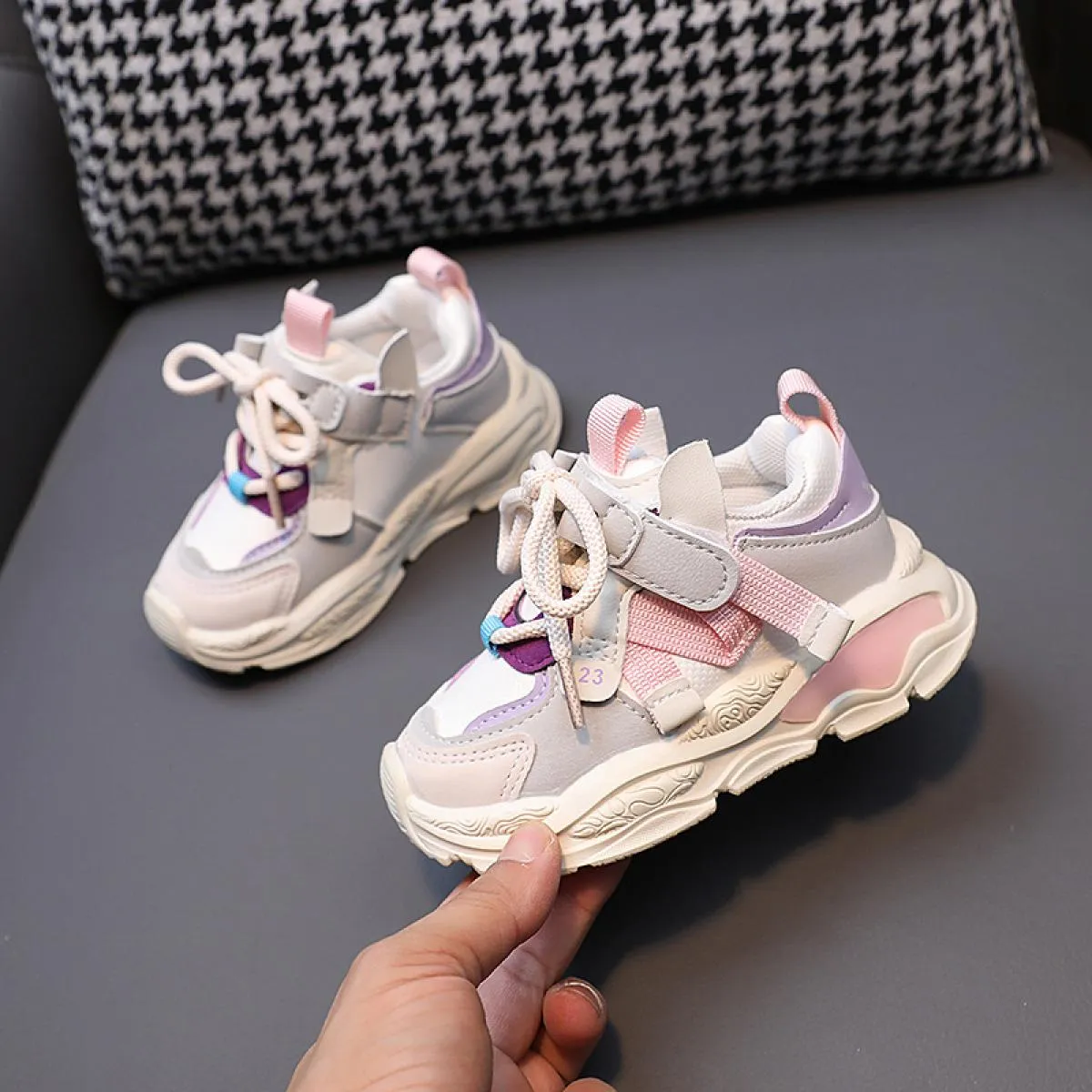 Scarpe da ginnastica robuste popolari Designer di marca Scarpe per bambini Scarpe per bambini di nuova moda Scarpe da bambina in