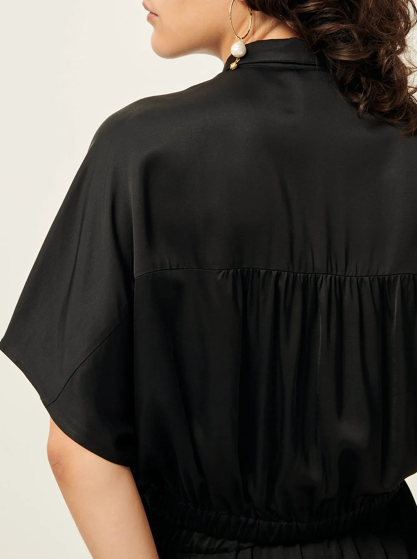  SESSUN   ALFASSA NIGHT - Rechte blouse met klassieke kraag | Nero