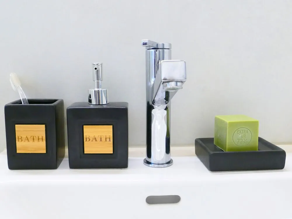 Set da 4 accessori per il bagno KOUROU Ceramica Nero
