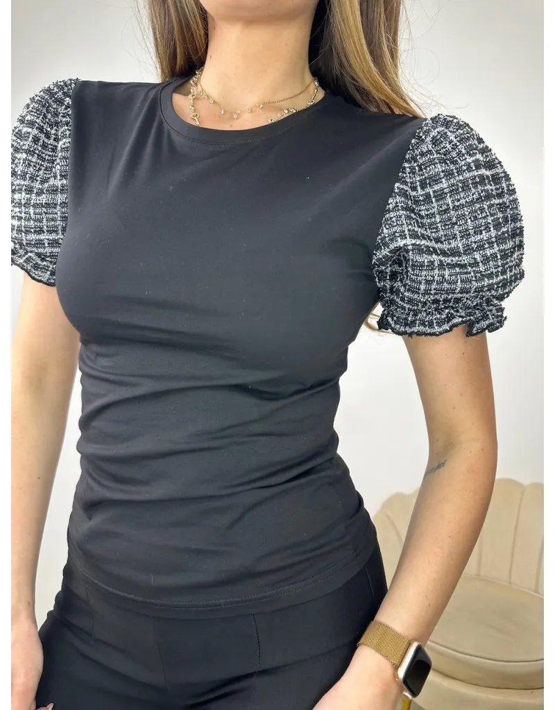 T-SHIRT CAROL NERA CON BIANCO