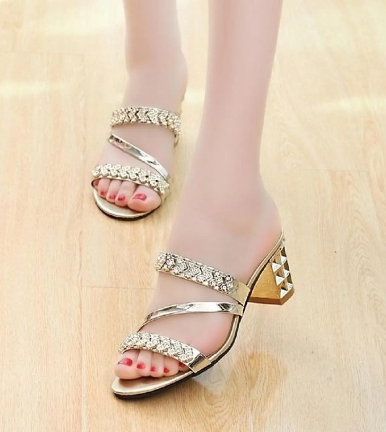 Womens Chunky Heel Sandal  Womens Rhinestone Sandal  Womens Summer Sandals  2023