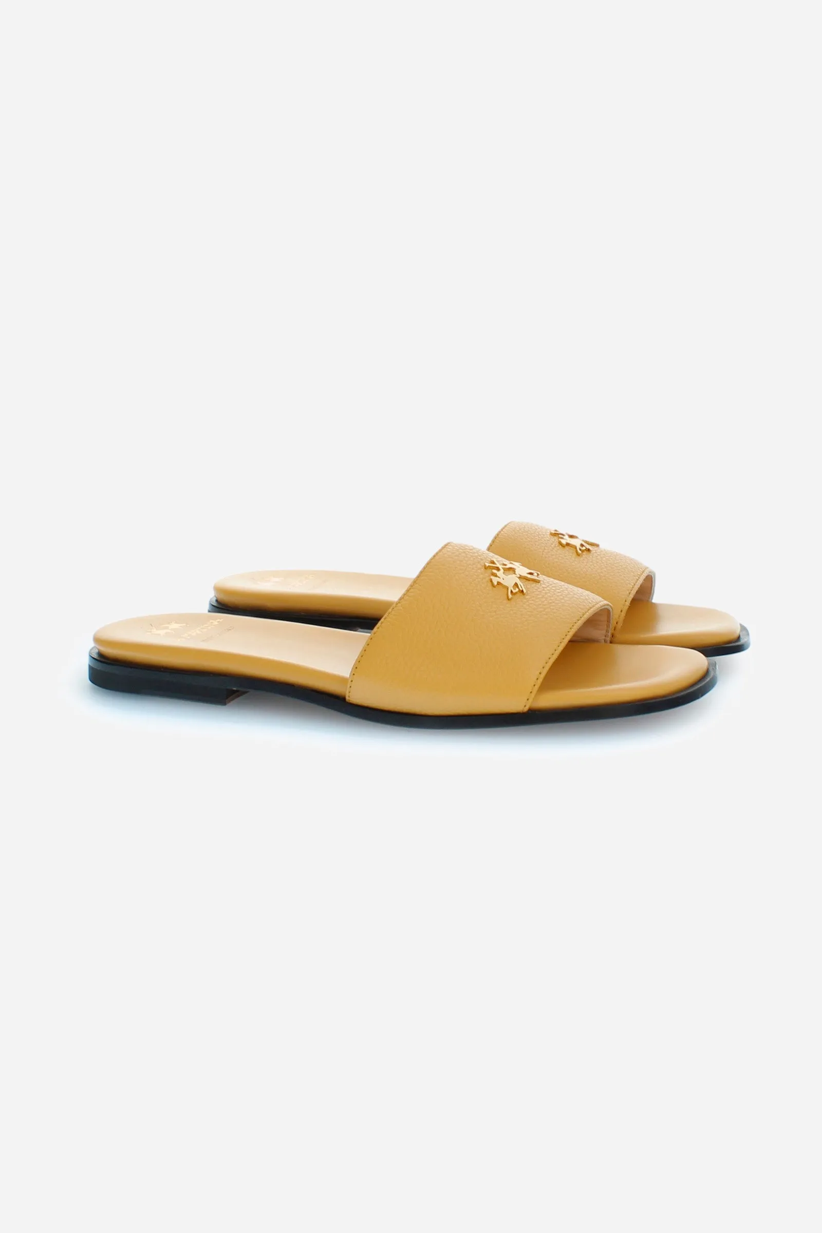 Women's sandals in leather