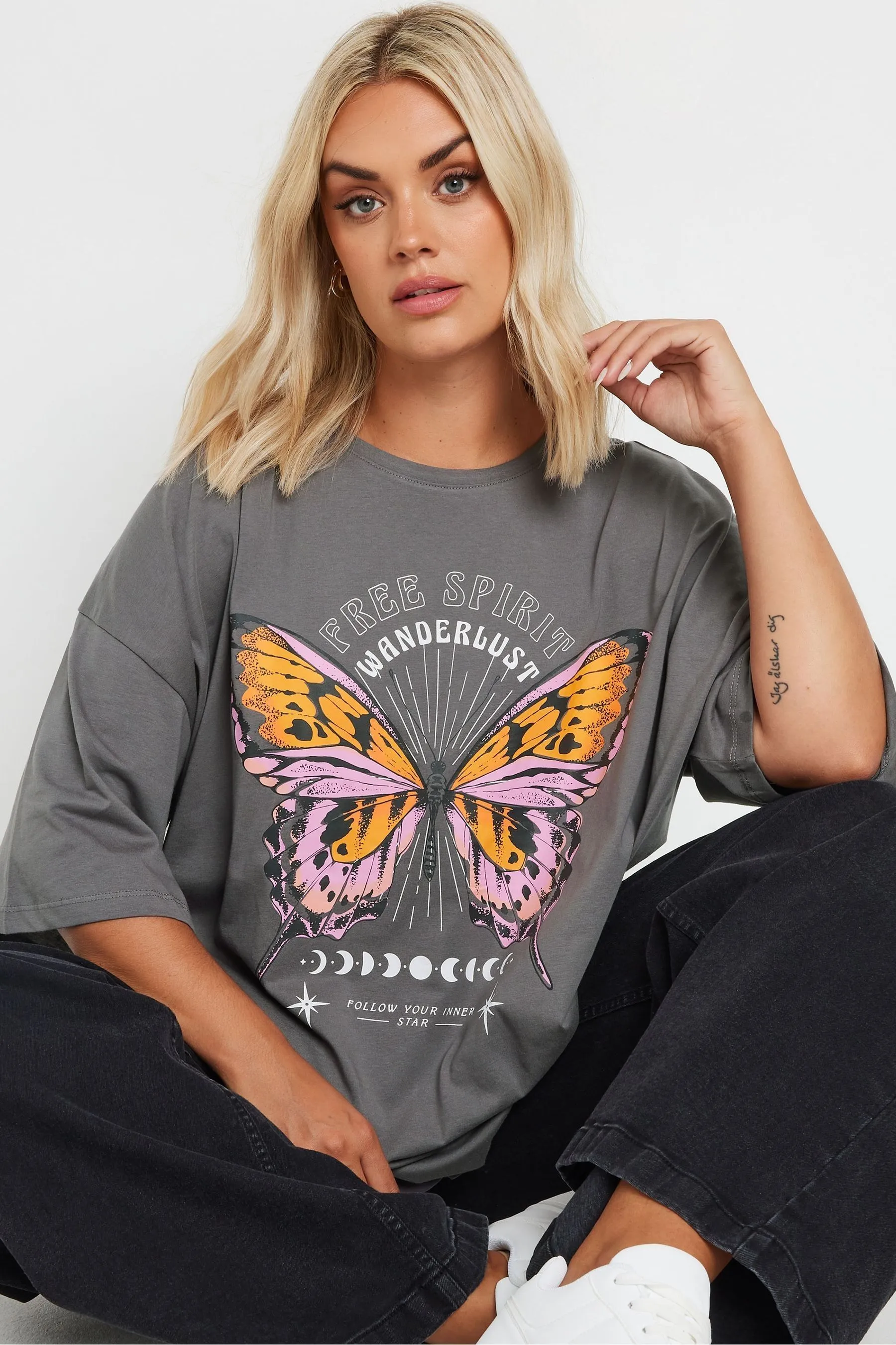 Yours Curve - T-shirt squadrata    